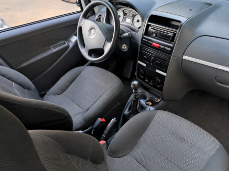 FIAT Idea 1.4 4P ELX FLEX, Foto 2