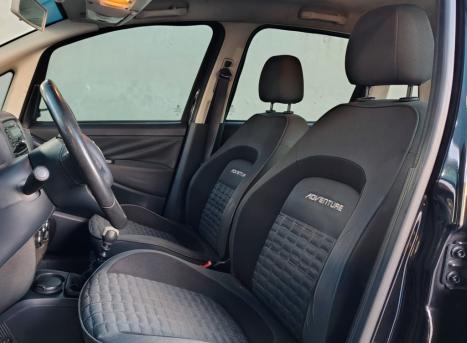 FIAT Idea 1.8 16V 4P ADVENTURE FLEX, Foto 4