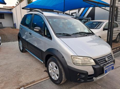 FIAT Idea 1.8 4P ADVENTURE FLEX, Foto 2 FIAT Idea 1.8 4P ADVENTURE FLEX, Foto 2