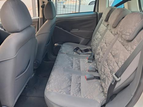 FIAT Idea 1.8 4P ADVENTURE FLEX, Foto 12 FIAT Idea 1.8 4P ADVENTURE FLEX, Foto 12