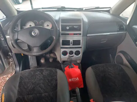 FIAT Idea 1.8 4P HLX FLEX, Foto 5