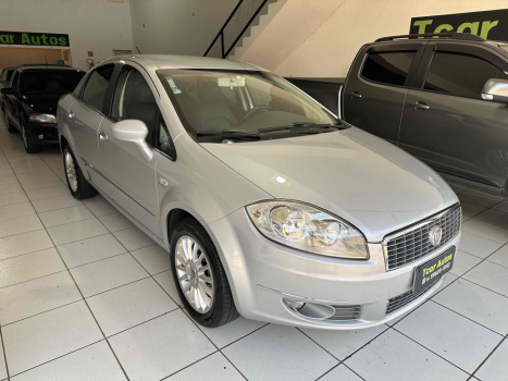 FIAT Linea 1.8 16V 4P FLEX ESSENCE DUALOGIC AUTOMATIZADO, Foto 1