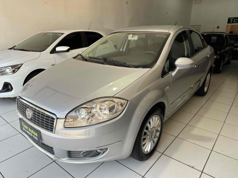 FIAT Linea 1.8 16V 4P FLEX ESSENCE DUALOGIC AUTOMATIZADO, Foto 2