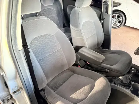 FIAT Linea 1.8 16V 4P FLEX HLX, Foto 2