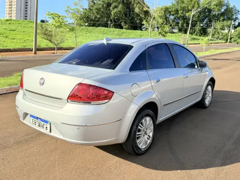 FIAT Linea 1.8 16V 4P FLEX HLX, Foto 6
