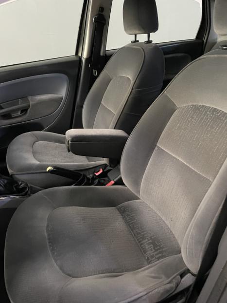 FIAT Linea 1.8 16V 4P FLEX ESSENCE, Foto 9