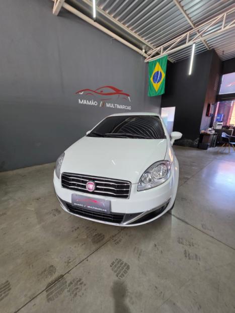 FIAT Linea 1.8 16V 4P FLEX ESSENCE DUALOGIC AUTOMATIZADO, Foto 6