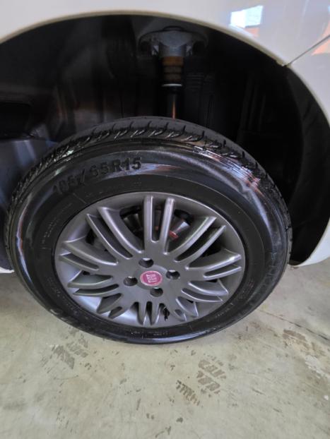 FIAT Linea 1.8 16V 4P FLEX ESSENCE DUALOGIC AUTOMATIZADO, Foto 10