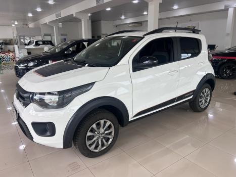 FIAT Mobi 1.0 4P FLEX EVO TREKKING, Foto 1