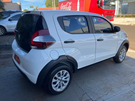 FIAT Mobi 1.0 4P FLEX DRIVE FIRE FLY, Foto 4