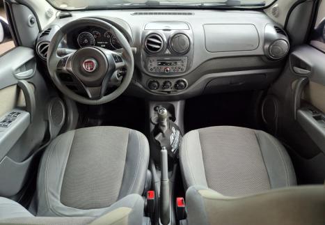 FIAT Palio 1.6 16V 4P FLEX ESSENCE, Foto 6