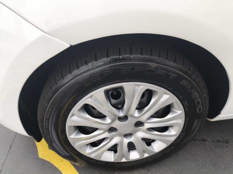 FIAT Palio 1.6 16V 4P FLEX ESSENCE, Foto 4