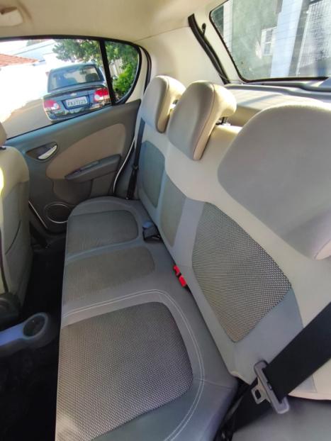 FIAT Palio 1.6 16V 4P FLEX ESSENCE, Foto 8