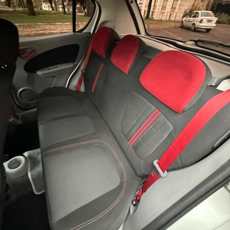 FIAT Palio 1.6 16V 4P FLEX SPORTING, Foto 4