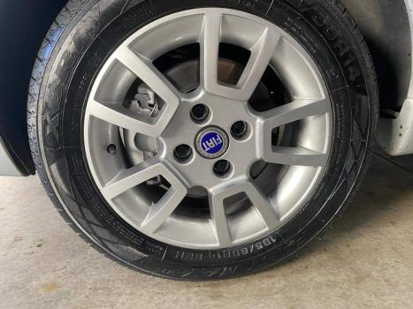 FIAT Palio 1.8 4P HLX, Foto 9