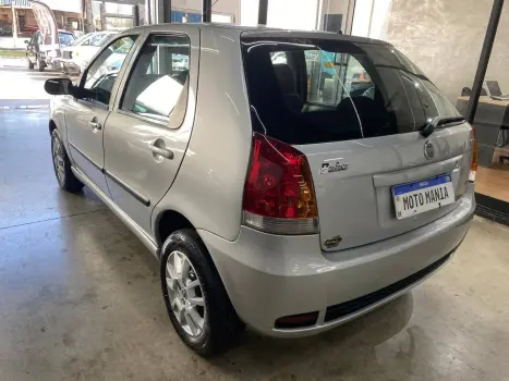 FIAT Palio 1.8 4P HLX, Foto 12