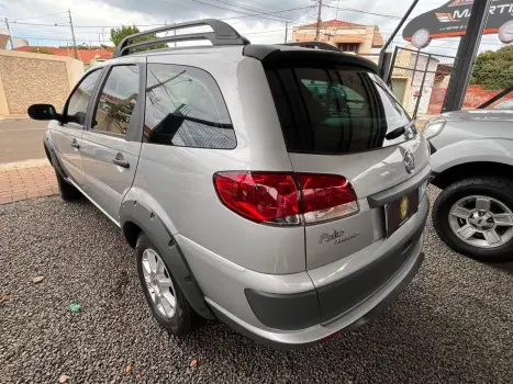 FIAT Palio Weekend 1.6 16V 4P FLEX TREKKING, Foto 1