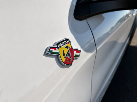 FIAT Pulse 1.3 16V 4P FLEX TURBO 270 ABARTH AT6 AUTOM�TICO, Foto 2