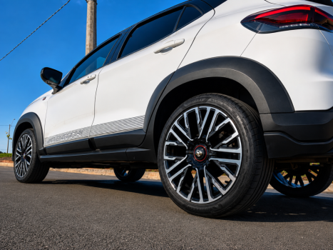 FIAT Pulse 1.3 16V 4P FLEX TURBO 270 ABARTH AT6 AUTOM�TICO, Foto 10