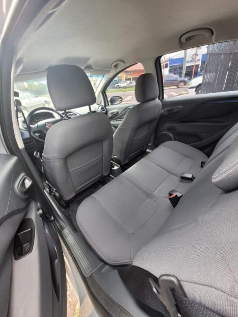 FIAT Punto 1.4 4P ATTRACTIVE FLEX, Foto 6
