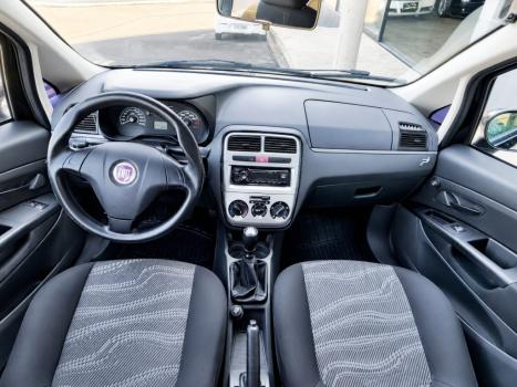 FIAT Punto 1.4 4P ATTRACTIVE FLEX, Foto 2