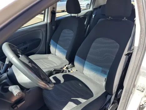 FIAT Punto 1.4 4P FLEX ATTRACTIVE ITALIA, Foto 12 FIAT Punto 1.4 4P FLEX ATTRACTIVE ITALIA, Foto 12