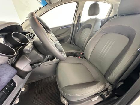 FIAT Punto 1.4 4P FLEX ATTRACTIVE ITALIA, Foto 9