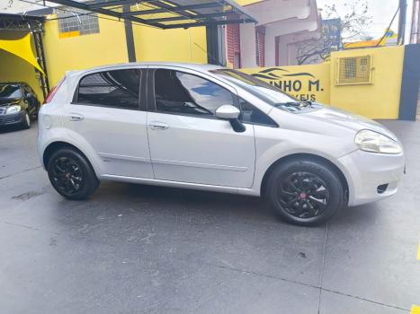 FIAT Punto 1.4 FLEX 4P, Foto 1