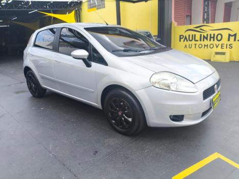 FIAT Punto 1.4 FLEX 4P, Foto 2