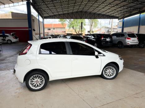 FIAT Punto 1.6 16V 4P ESSENCE FLEX, Foto 3