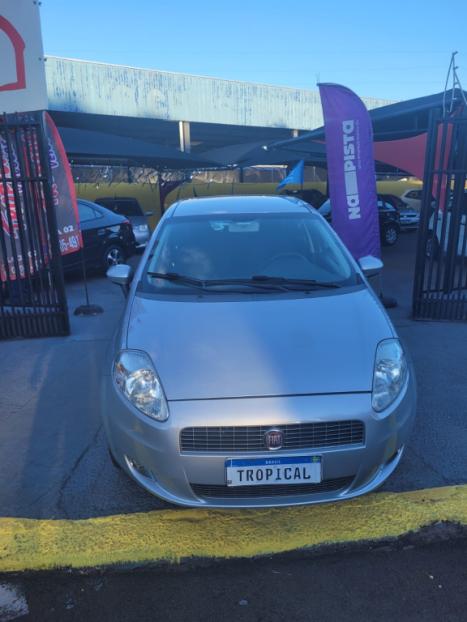 FIAT Punto 1.6 16V 4P FLEX ESSENCE DUALOGIC AUTOMATIZADO, Foto 2