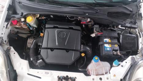 FIAT Punto 1.6 16V 4P ESSENCE FLEX, Foto 11