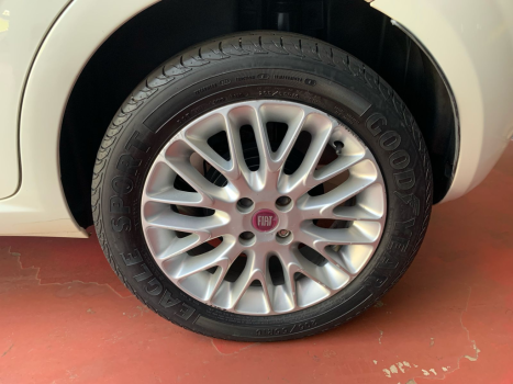 FIAT Punto 1.6 16V 4P ESSENCE FLEX, Foto 6