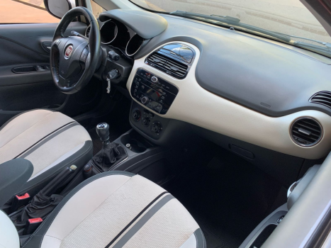 FIAT Punto 1.6 16V 4P ESSENCE FLEX, Foto 16
