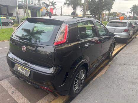 FIAT Punto 1.8 16V 4P BLACKMOTION FLEX, Foto 2
