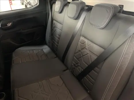 FIAT Strada 1.3 4P FIREFLY FLEX VOLCANO CABINE DUPLA AUTOMÁTICO, Foto 12 FIAT Strada 1.3 4P FIREFLY FLEX VOLCANO CABINE DUPLA AUTOMÁTICO, Foto 12