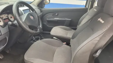 FIAT Strada 1.8 16V FLEX ADVENTURE CABINE ESTENDIDA, Foto 8 FIAT Strada 1.8 16V FLEX ADVENTURE CABINE ESTENDIDA, Foto 8