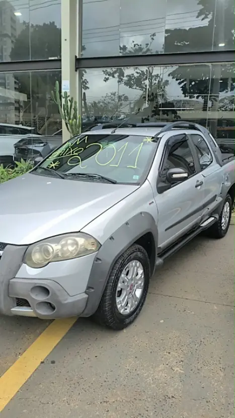 FIAT Strada 1.8 16V FLEX ADVENTURE CABINE DUPLA, Foto 1