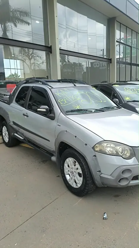 FIAT Strada 1.8 16V FLEX ADVENTURE CABINE DUPLA, Foto 2