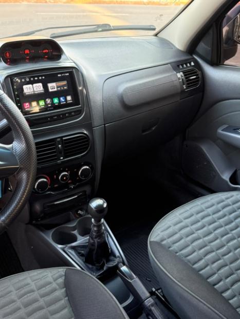 FIAT Strada 1.8 ADVENTURE CABINE ESTENDIDA, Foto 10