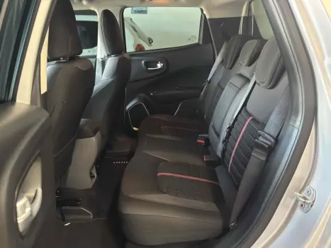 FIAT Toro 1.8 16V 4P FLEX FREEDOM AUTOMTICO, Foto 10