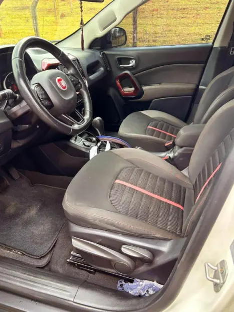 FIAT Toro 1.8 16V 4P FLEX FREEDOM AUTOM�TICO, Foto 8
