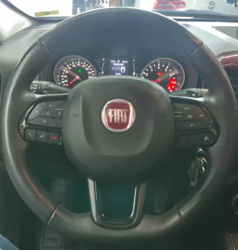 FIAT Toro 1.8 16V 4P FLEX FREEDOM AUTOM�TICO, Foto 13