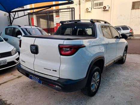 FIAT Toro 1.8 16V 4P FLEX FREEDOM ROAD AUTOM�TICO, Foto 4