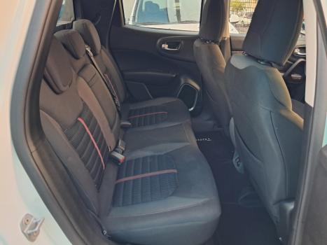 FIAT Toro 1.8 16V 4P FLEX FREEDOM ROAD AUTOM�TICO, Foto 10