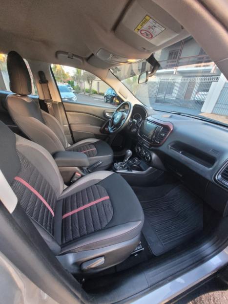 FIAT Toro 1.8 16V 4P FLEX FREEDOM AUTOM�TICO, Foto 5