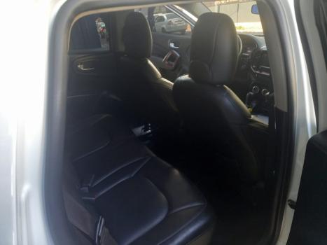 FIAT Toro 1.8 16V 4P FLEX FREEDOM AUTOM�TICO, Foto 10