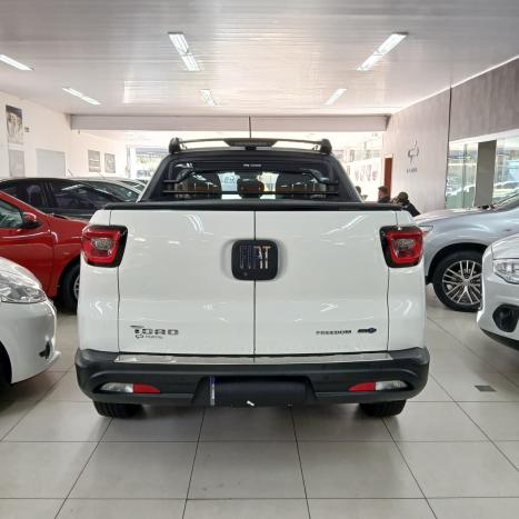 FIAT Toro 1.8 16V 4P FLEX FREEDOM AUTOM�TICO, Foto 3