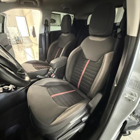 FIAT Toro 2.0 16V 4P 4WD FREEDOM TURBO DIESEL  AUTOMÁTICO, Foto 9 FIAT Toro 2.0 16V 4P 4WD FREEDOM TURBO DIESEL  AUTOMÁTICO, Foto 9