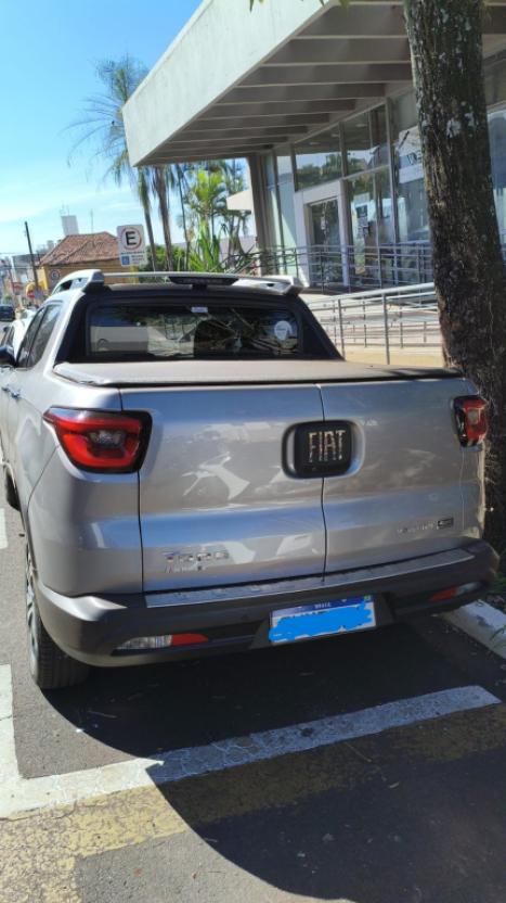 FIAT Toro 2.0 16V 4P VOLCANO 4WD TURBO DIESEL AUTOM�TICO, Foto 2
